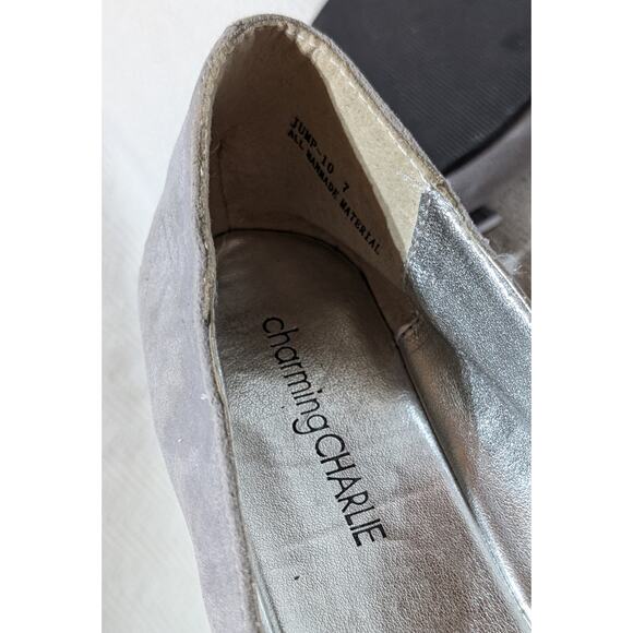 Charming Charlie Gray Suede Like Ballet Flats Flower Detail Slip On Shoes Size 7 - Picture 5 of 6